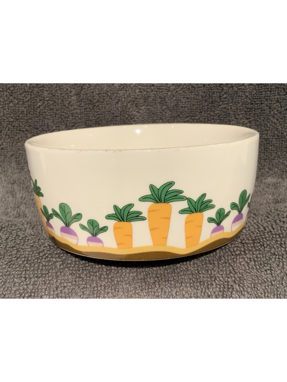 Vintage Carrot & Radish Garden Bowl 4.25”D x 1.75”H